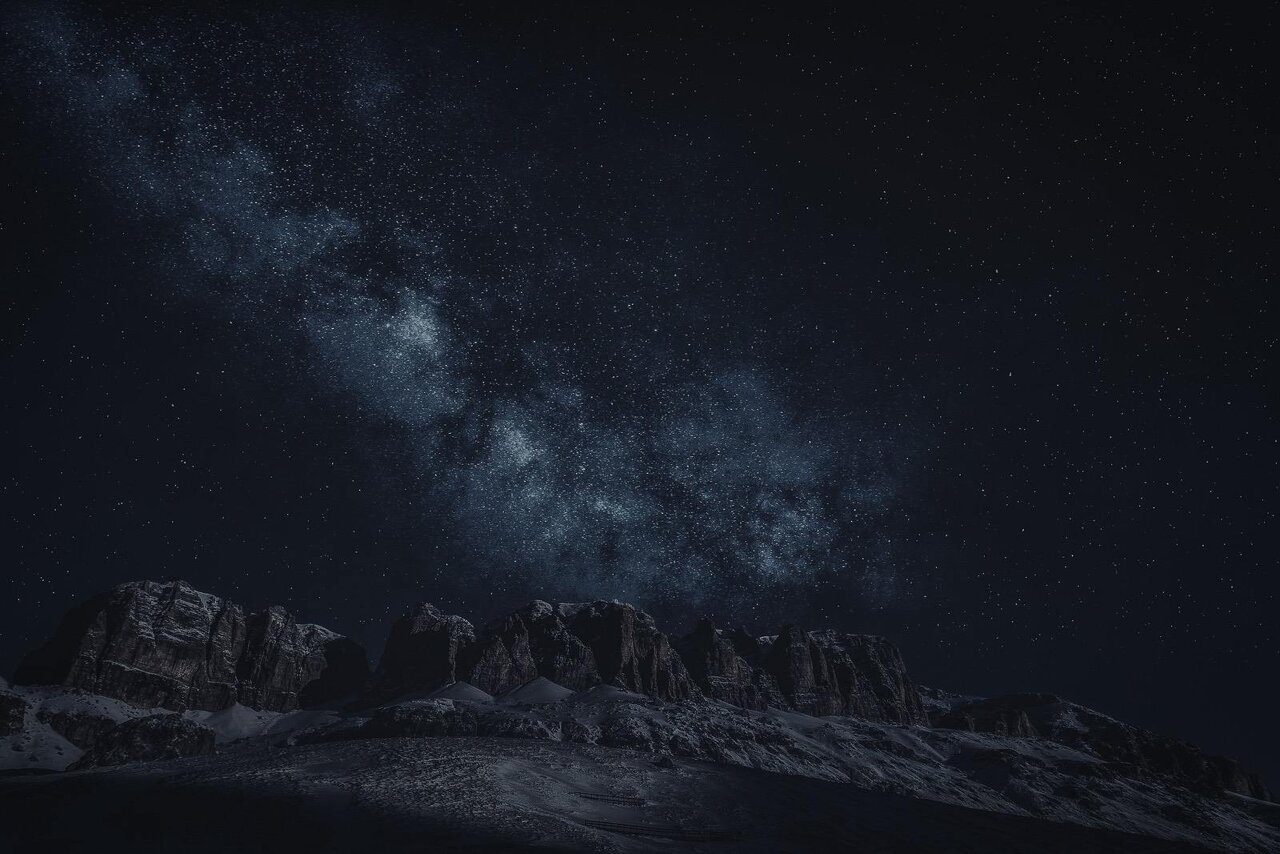 Dark Mode Wallpaper